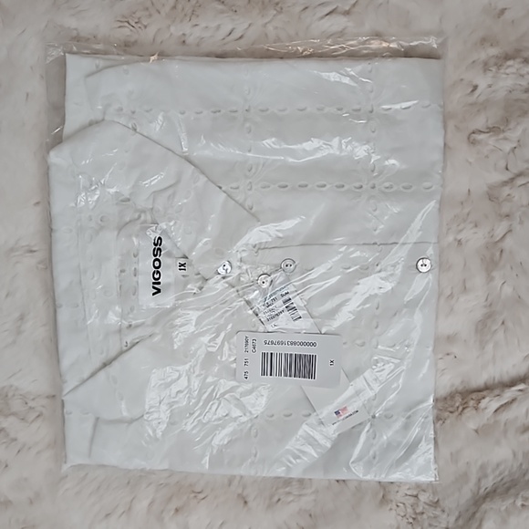 Maurice's Vigoss Eyelet Button Down Cropped Shirt - Picture 3 of 5